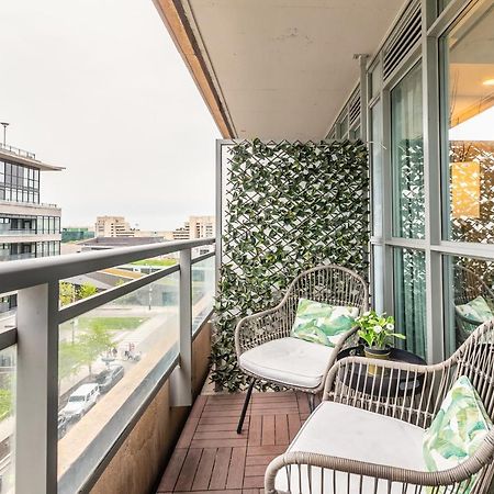 Luxury 2Br Toronto Downtown Condo W/ Cn Tower View エクステリア 写真