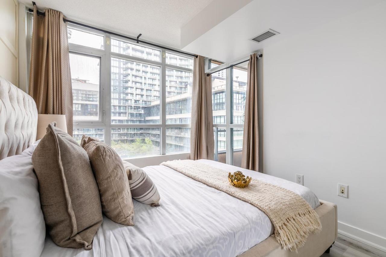 Luxury 2Br Toronto Downtown Condo W/ Cn Tower View エクステリア 写真